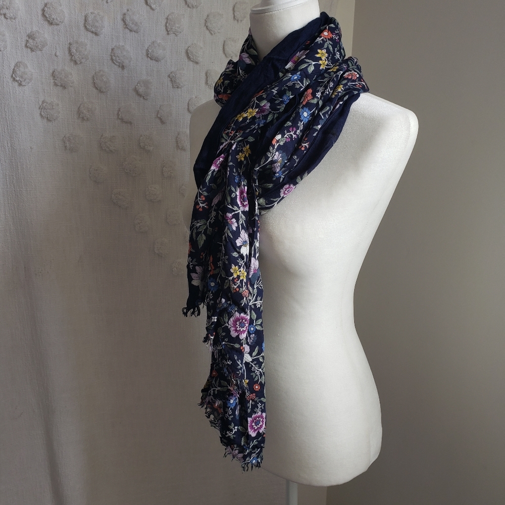 Navy Blue‎ Floral Bohemian Scarf